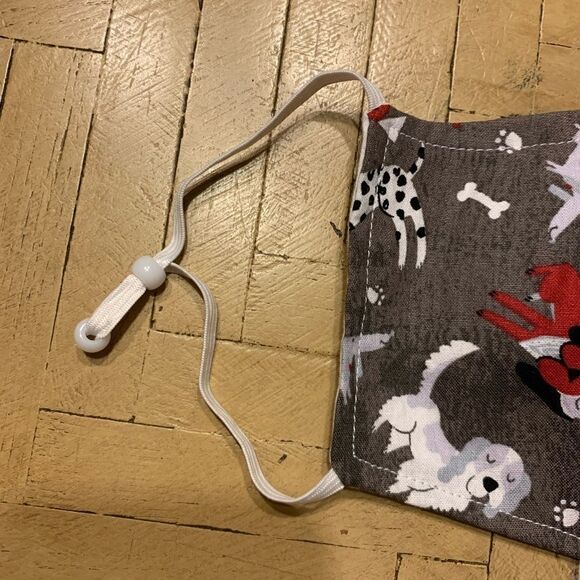 Dog Print Face Mask Brand New Gray Red Black - Picture 3 of 4